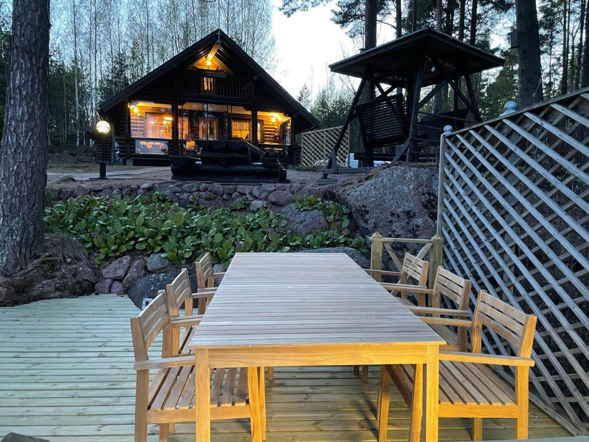 فيلا Vaenvik Pyhtaeae Siltakylä المظهر الخارجي الصورة